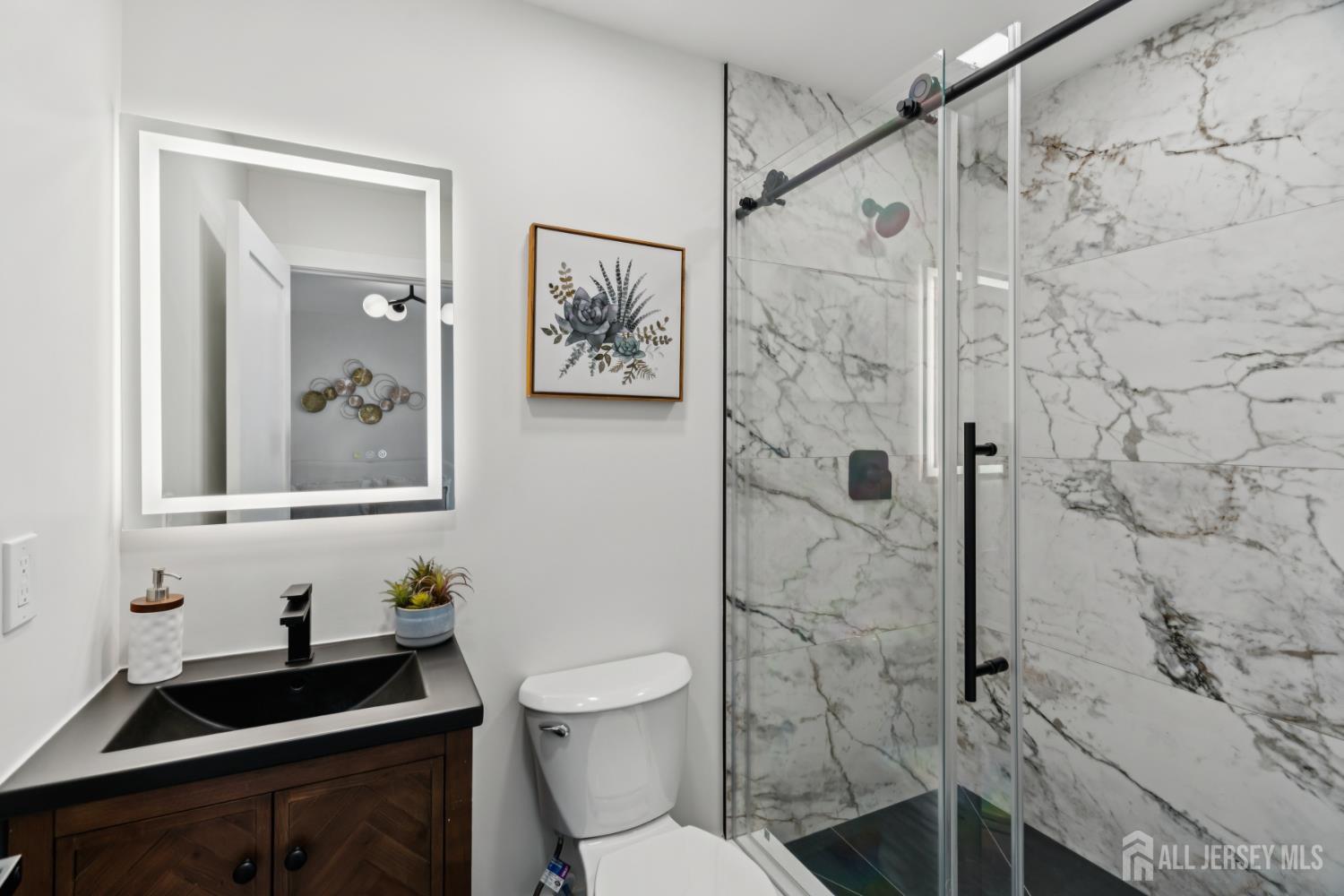 662 Summit Road Union, NJ 07083 - Photo 22 of 33