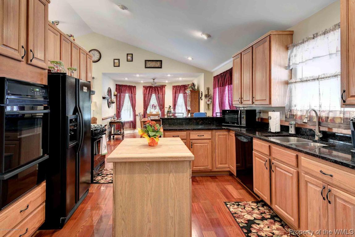 825 East Little Back River Road Hampton, VA 23669 - Photo 6 of 44 Gallery Image 6