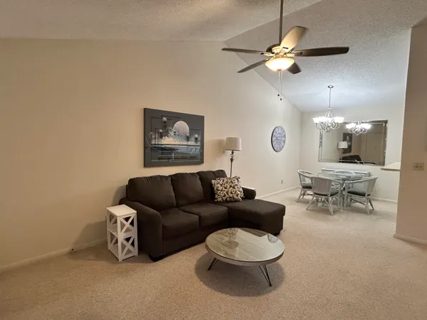 $180,000 | 6531 Southeast Federal Highway, Unit E202, Stuart, FL 34997