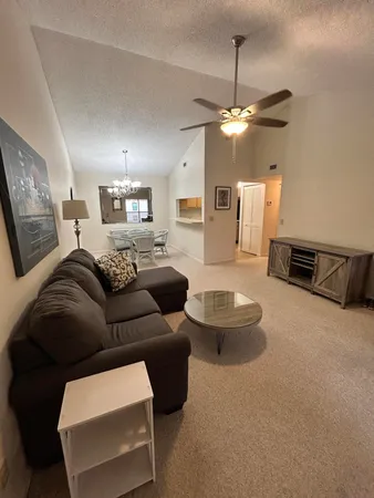 $180,000 | 6531 Southeast Federal Highway, Unit E202, Stuart, FL 34997
