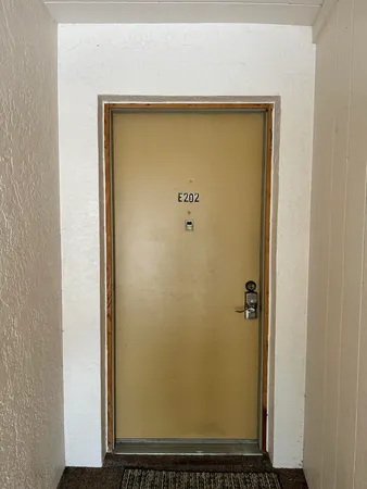 $180,000 | 6531 Southeast Federal Highway, Unit E202, Stuart, FL 34997