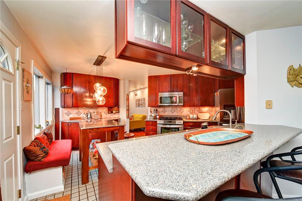 232 Sunridge Road Pittsburgh, PA 15238 - Photo 10 of 25 Gallery Image 10
