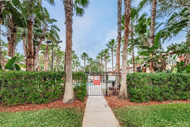 $350,000 | 2148 Chianti Place, Unit 1310, Palm Harbor, FL 34683
