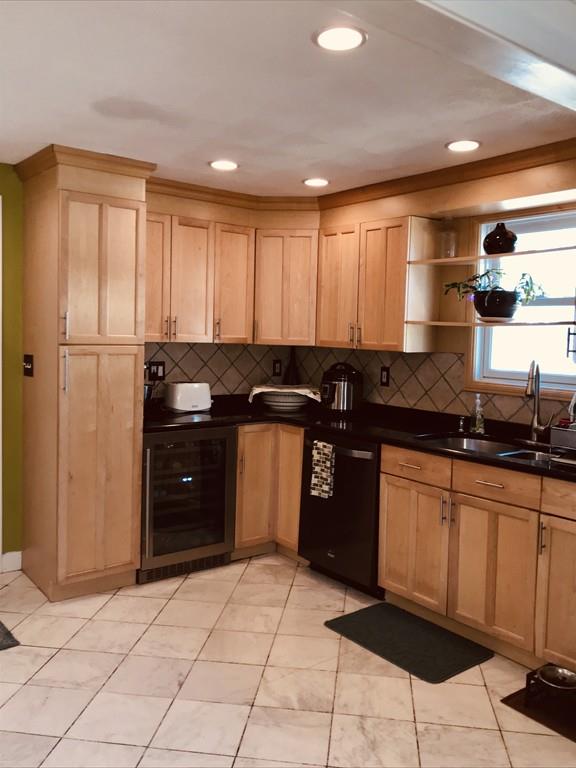 55 Rockwood Road Norfolk, MA 02056 - Photo 4 of 28 Gallery Image 4