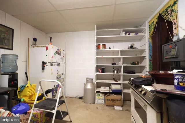 $399,000 | 7897 High Tails Drive, Petersburg, PA 16669