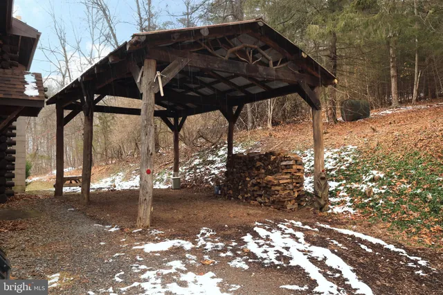 $399,000 | 7897 High Tails Drive, Petersburg, PA 16669