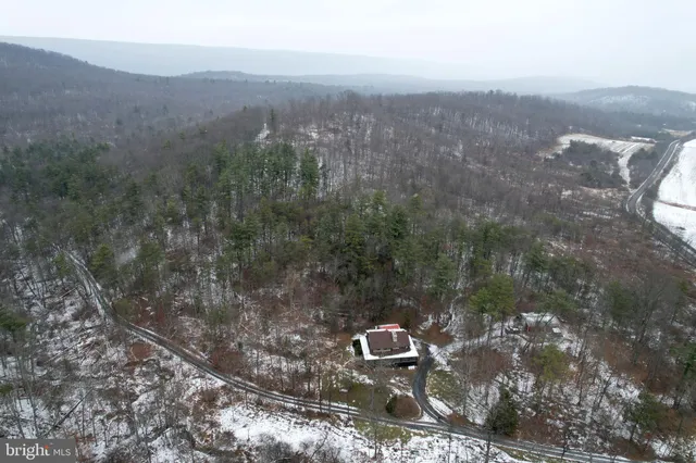 $399,000 | 7897 High Tails Drive, Petersburg, PA 16669