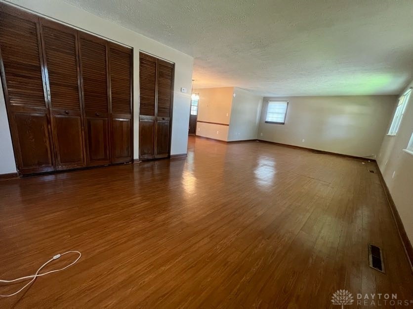 6468 Hemingway Road Dayton, OH 45424 - Photo 4 of 11 Gallery Image 4