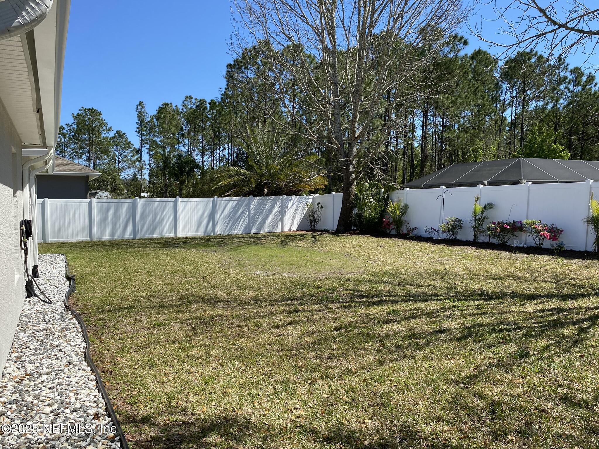 18 Underwick Path Palm Coast, FL 32164 - Photo 34 of 36 a view of a bathtub in front of house