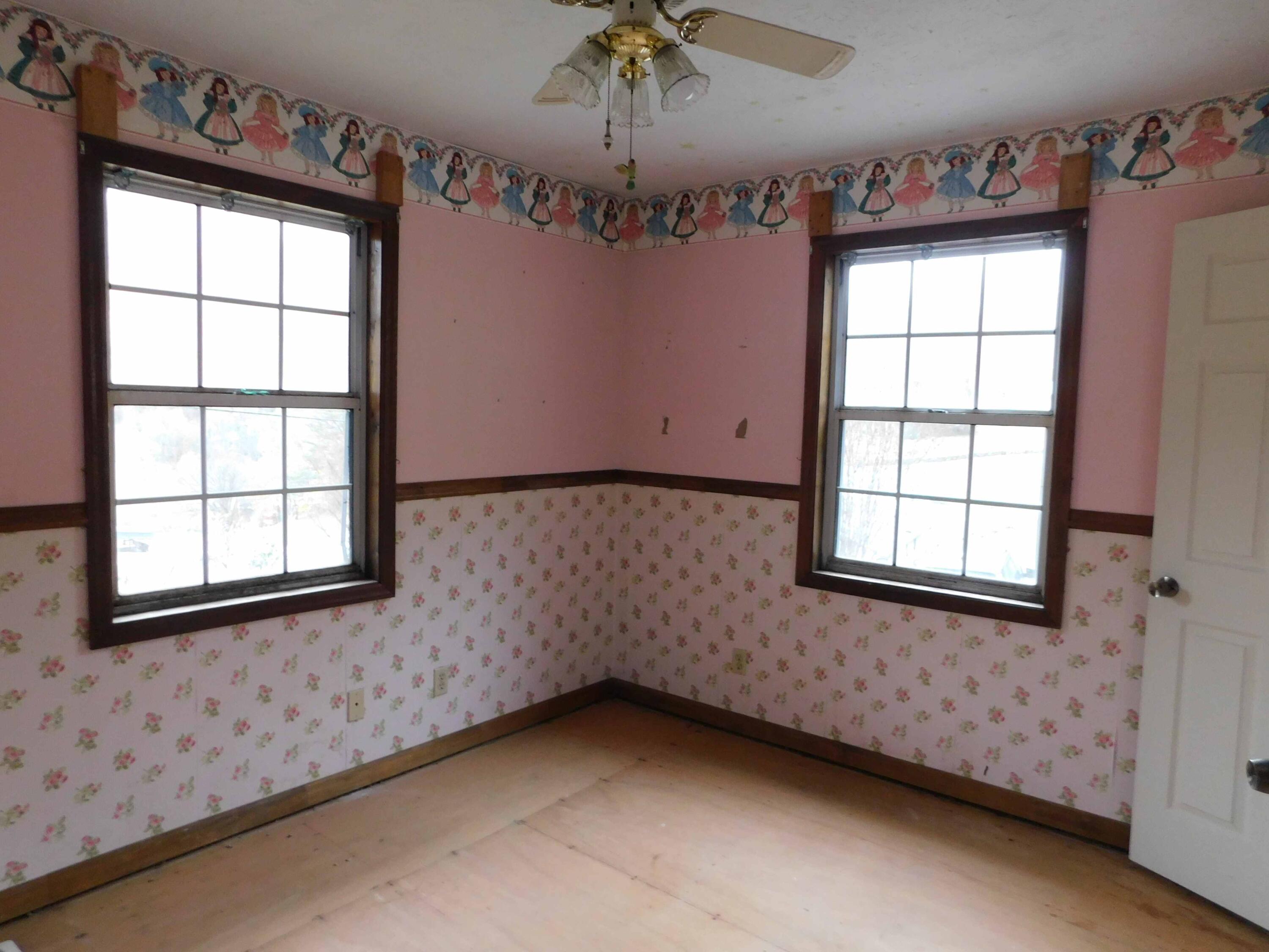 77 Watts Road Pineville, KY 40977 - Photo 10 of 17 mls br2