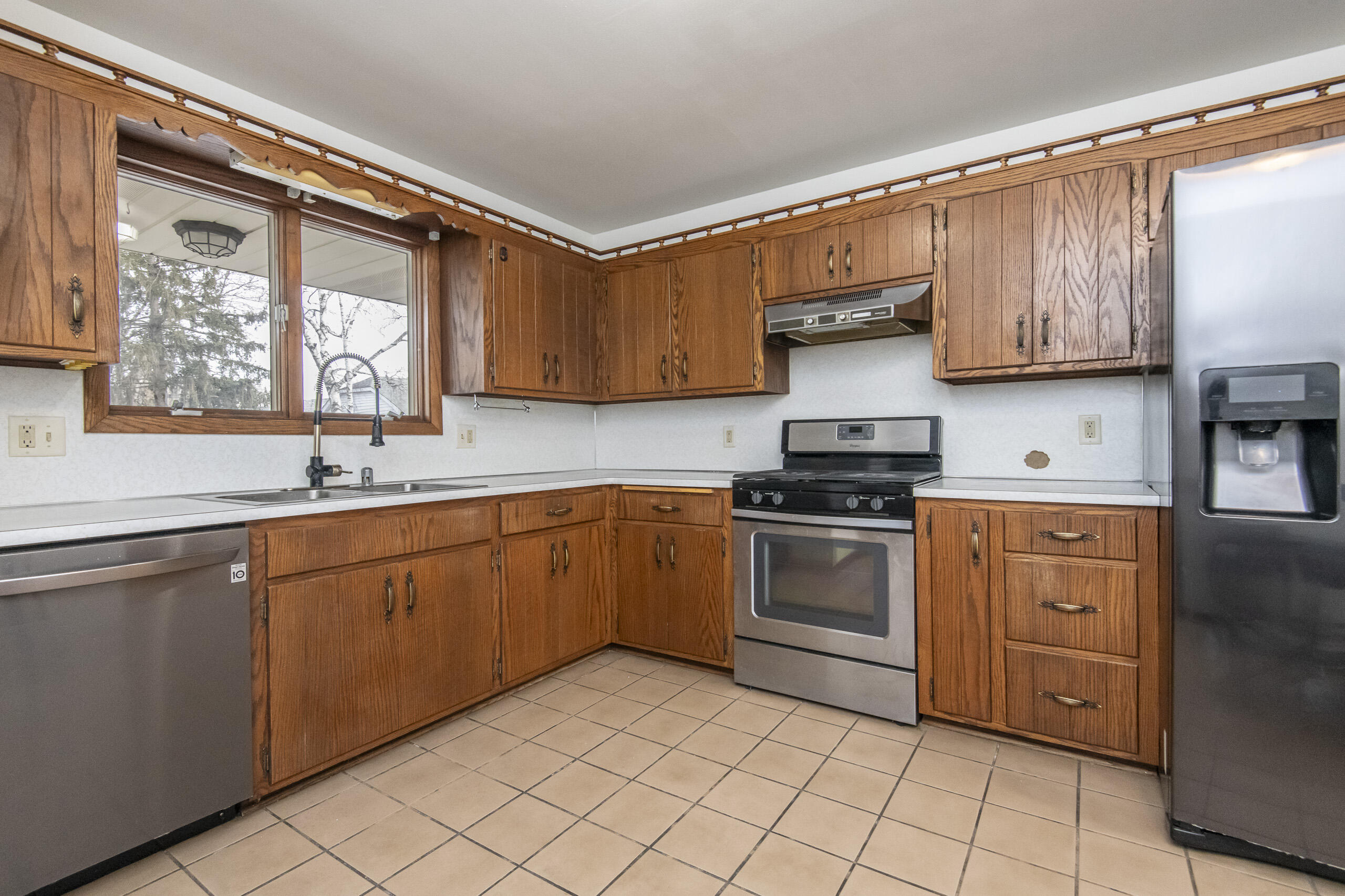 3 Linden Circle Jefferson, WI 53549 - Photo 8 of 28 3 Linden Cir-14
