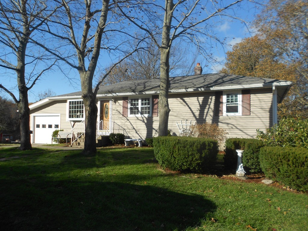 10 Peacedale Avenue Worcester, MA 01607 - Photo 1 of 24 Gallery Image 1