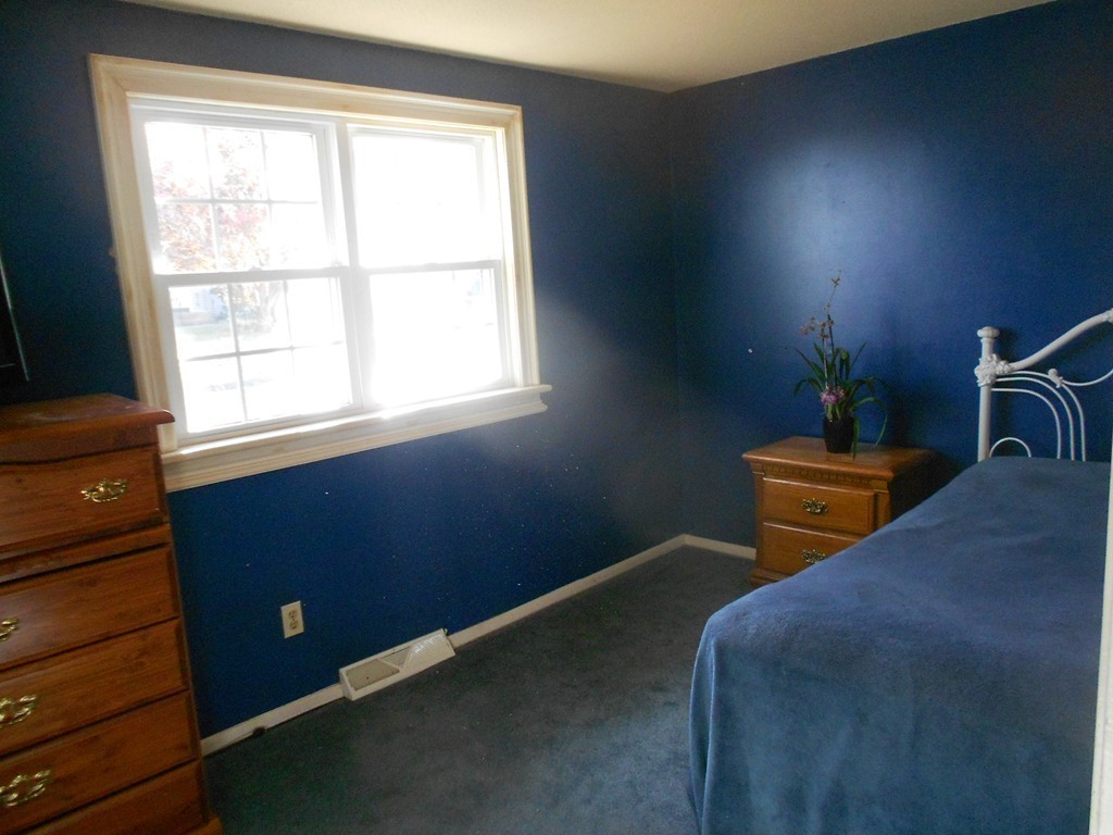 10 Peacedale Avenue Worcester, MA 01607 - Photo 17 of 24 Gallery Image 17