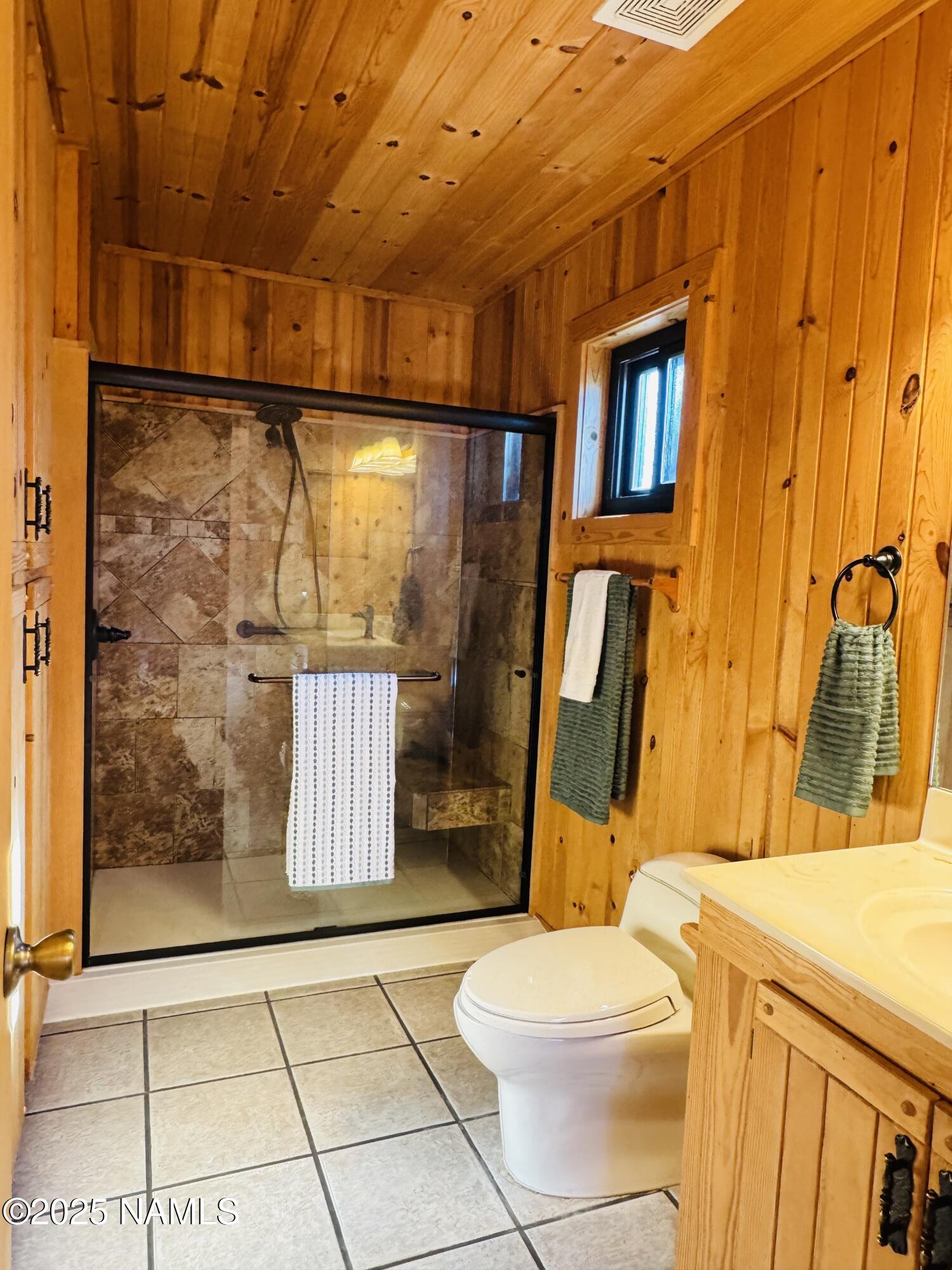 801 North Madison Drive Payson, AZ 85541 - Photo 23 of 38 master bath