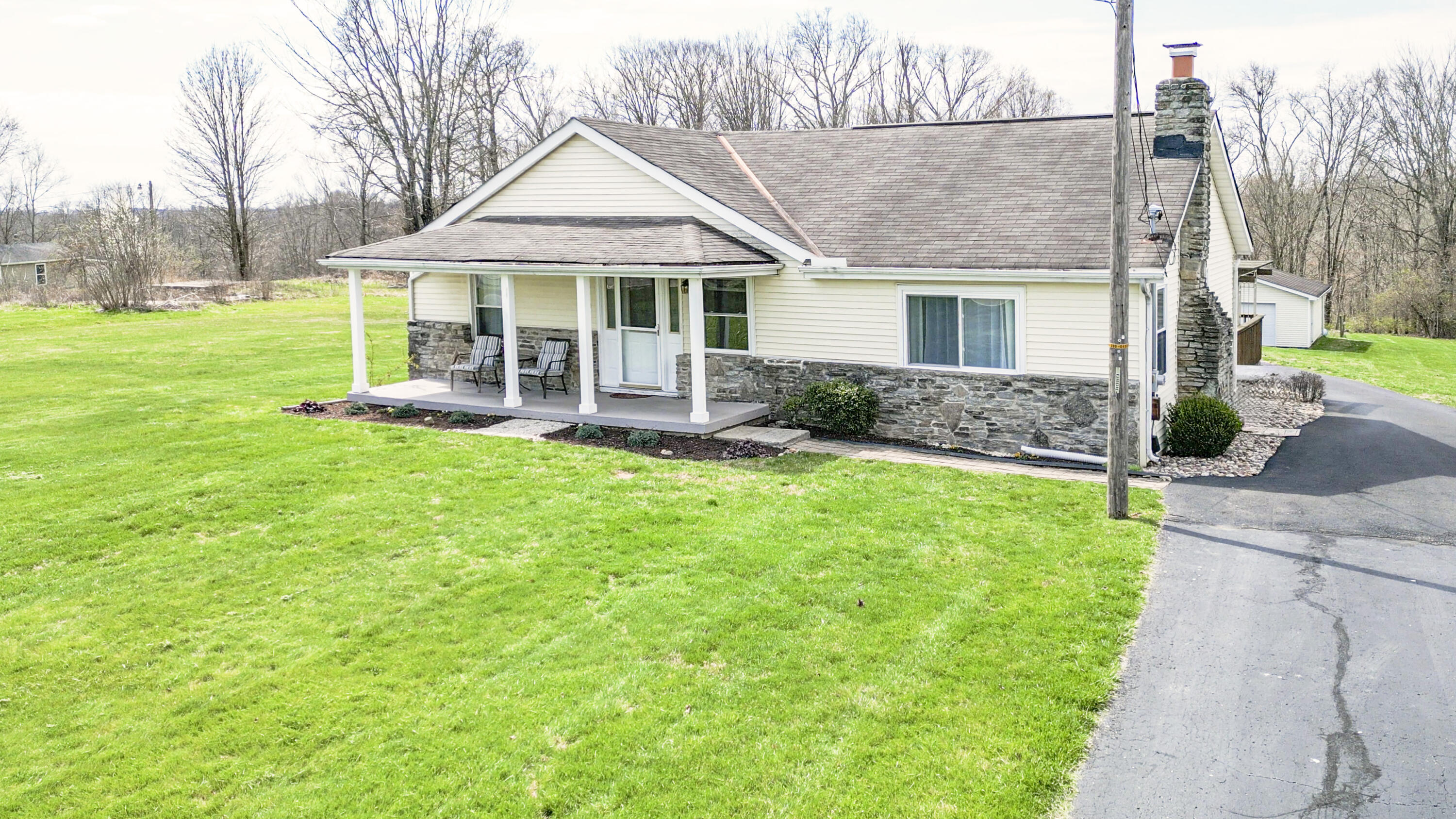 12268 Riggs Road Independence, KY 41051 - Photo 3 of 43