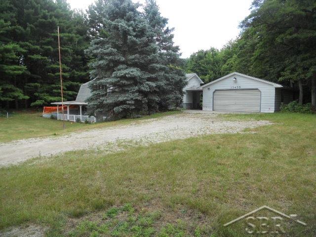 13435 South Hemlock Road Chesaning, MI 48616 - Photo 32 of 32 31355139-31.JPG