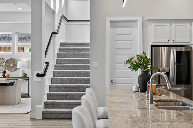 a view of entryway and hall