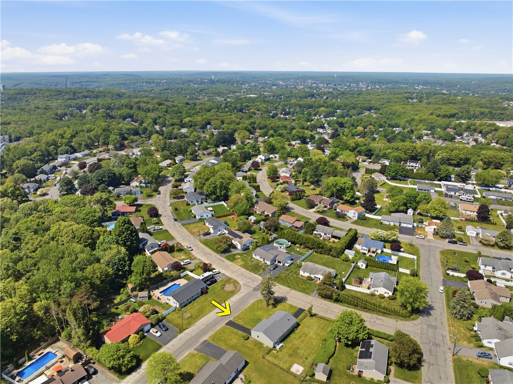 10 Wagon Wheel Lane Woonsocket, RI 02895 - Photo 13 of 50