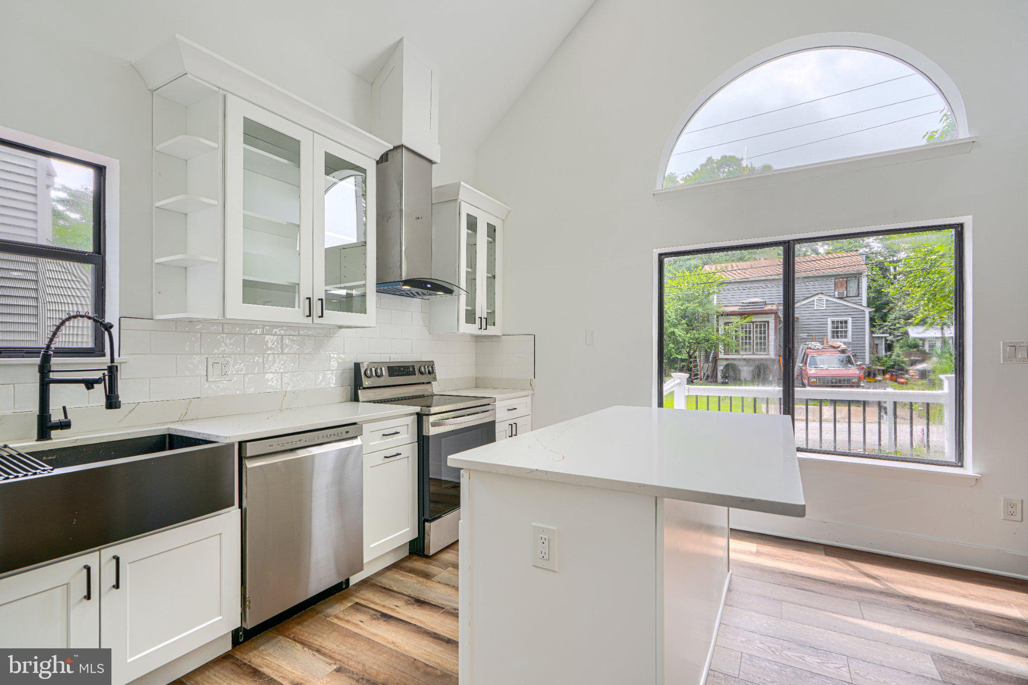 1412 Ellis Road Annapolis, MD 21403 - Photo 5 of 44