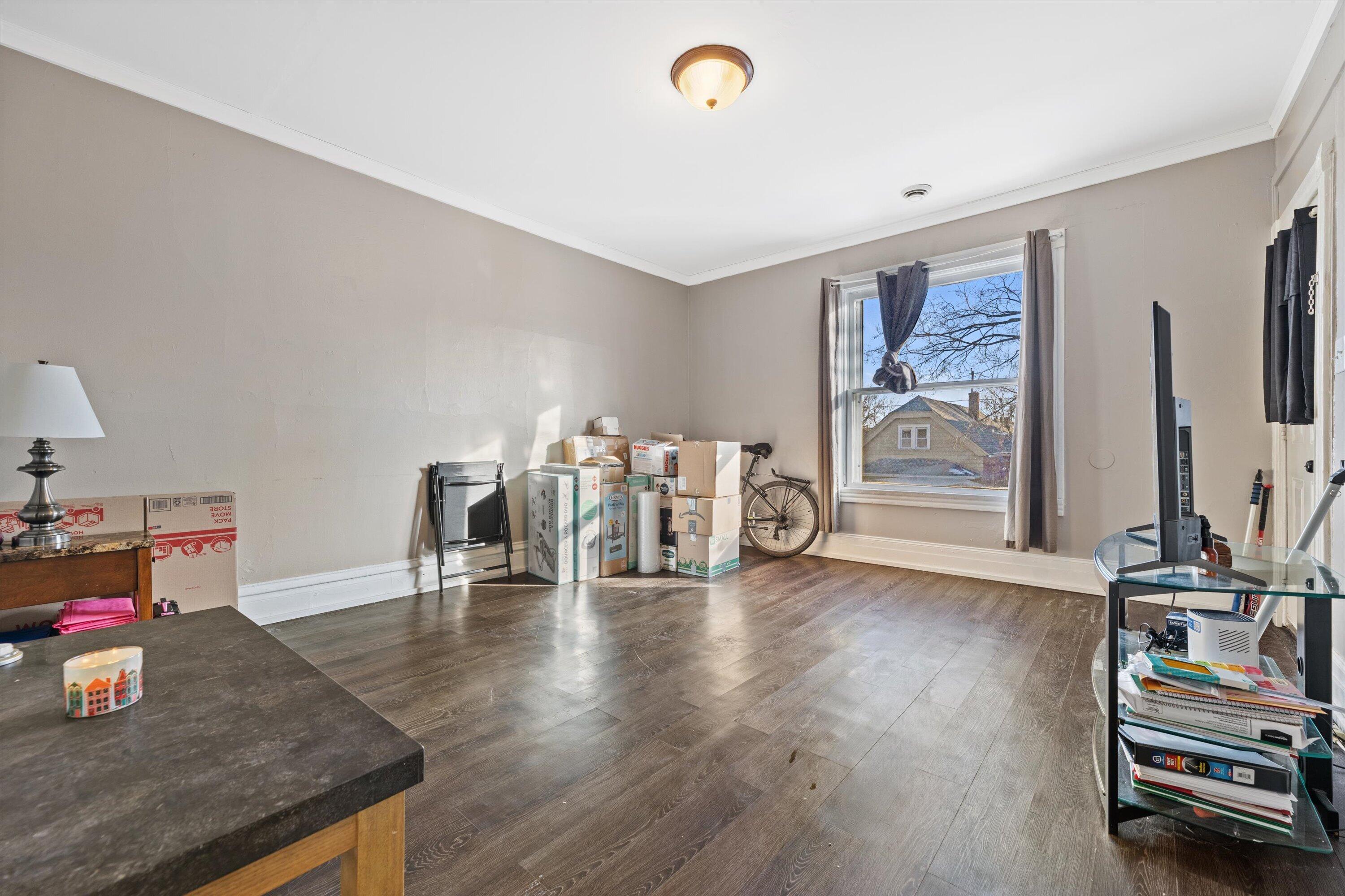 2033 South 16th Street Milwaukee, WI 53204 - Photo 14 of 44 14-IMG_9135