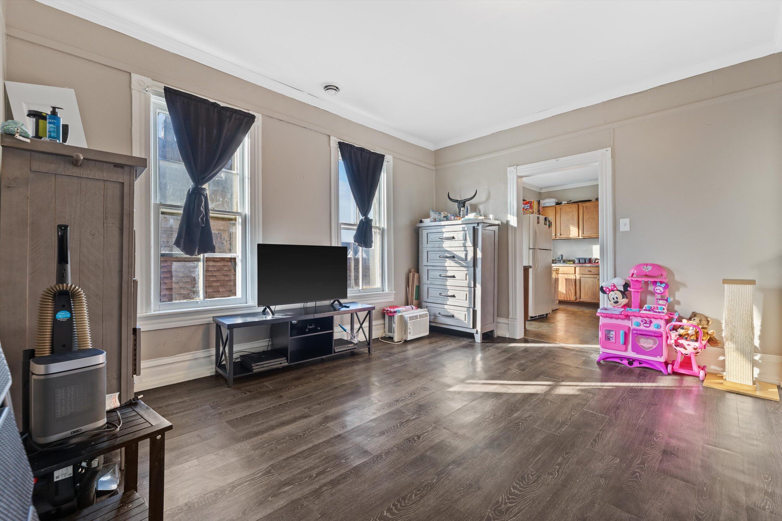 2033 South 16th Street Milwaukee, WI 53204 - Photo 16 of 44 16-IMG_9147