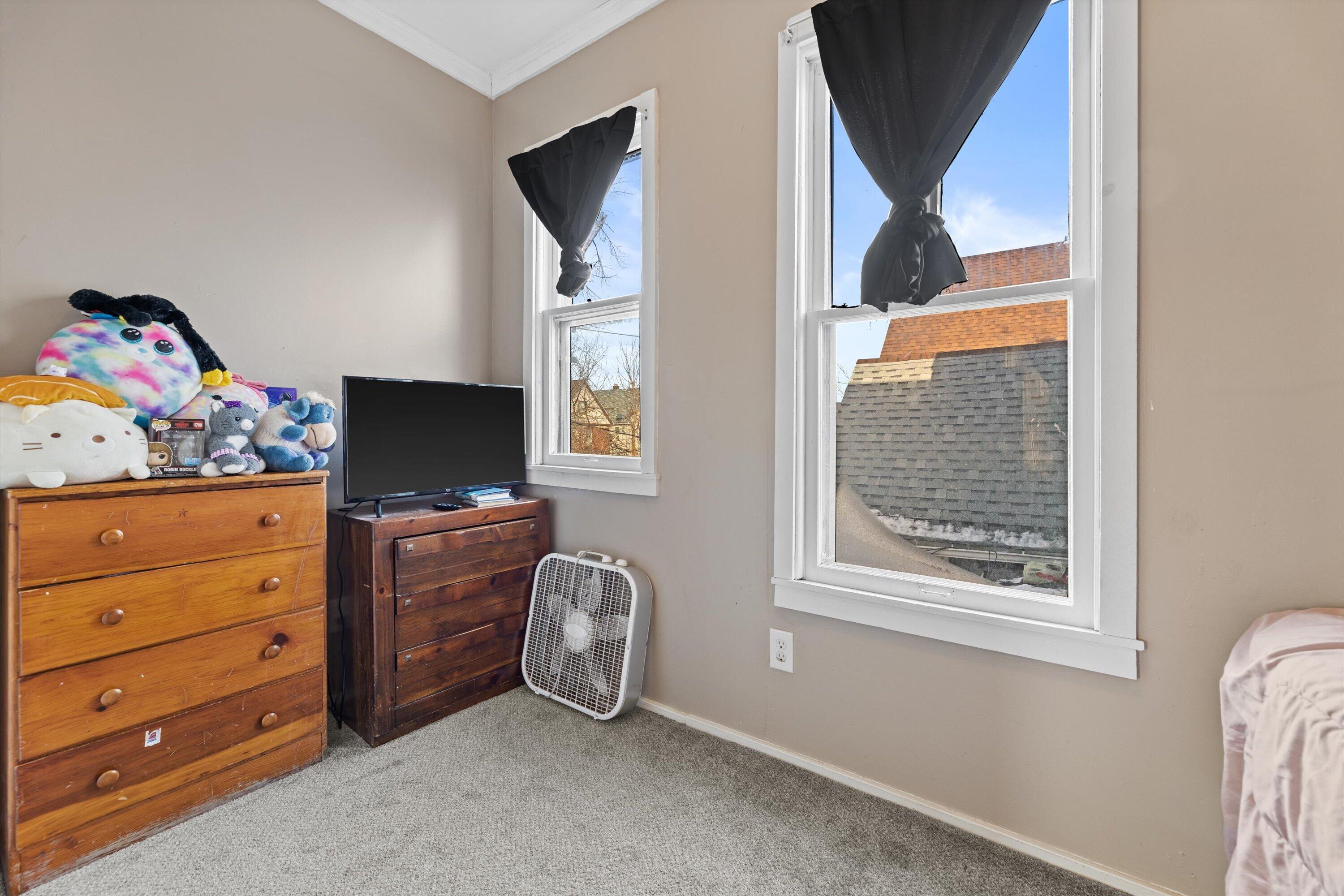 2033 South 16th Street Milwaukee, WI 53204 - Photo 20 of 44 20-IMG_9168