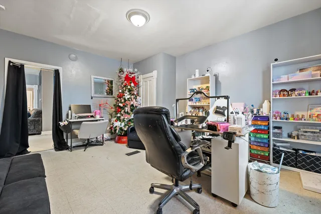 $224,900 | 2033 South 16th Street, Milwaukee, WI 53204