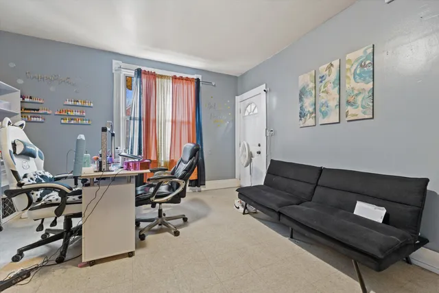 $224,900 | 2033 South 16th Street, Milwaukee, WI 53204