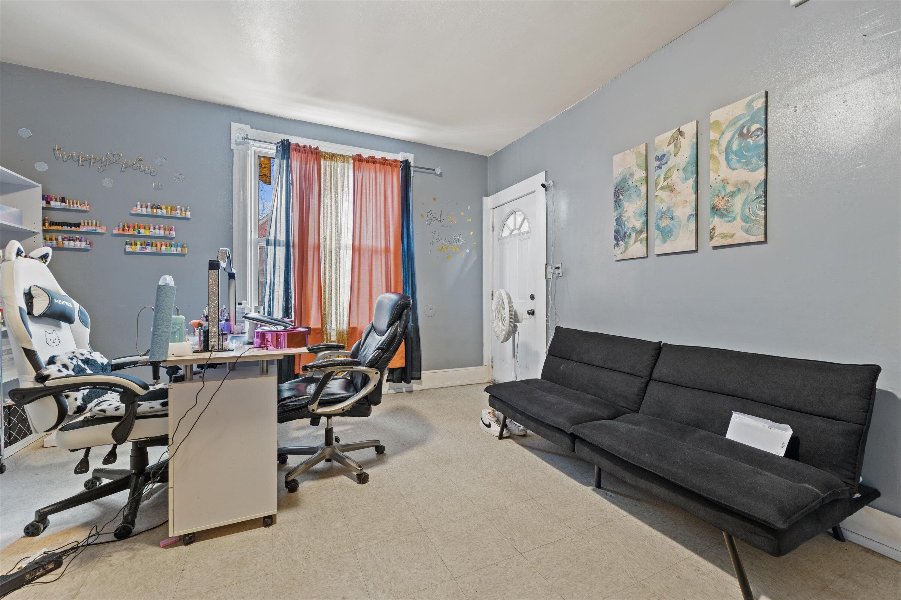 2033 South 16th Street Milwaukee, WI 53204 - Photo 29 of 44 29-IMG_9219