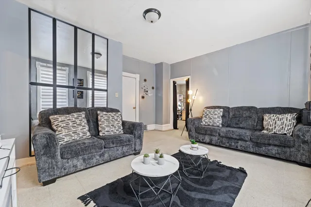 $224,900 | 2033 South 16th Street, Milwaukee, WI 53204