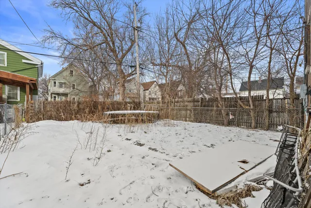 $224,900 | 2033 South 16th Street, Milwaukee, WI 53204