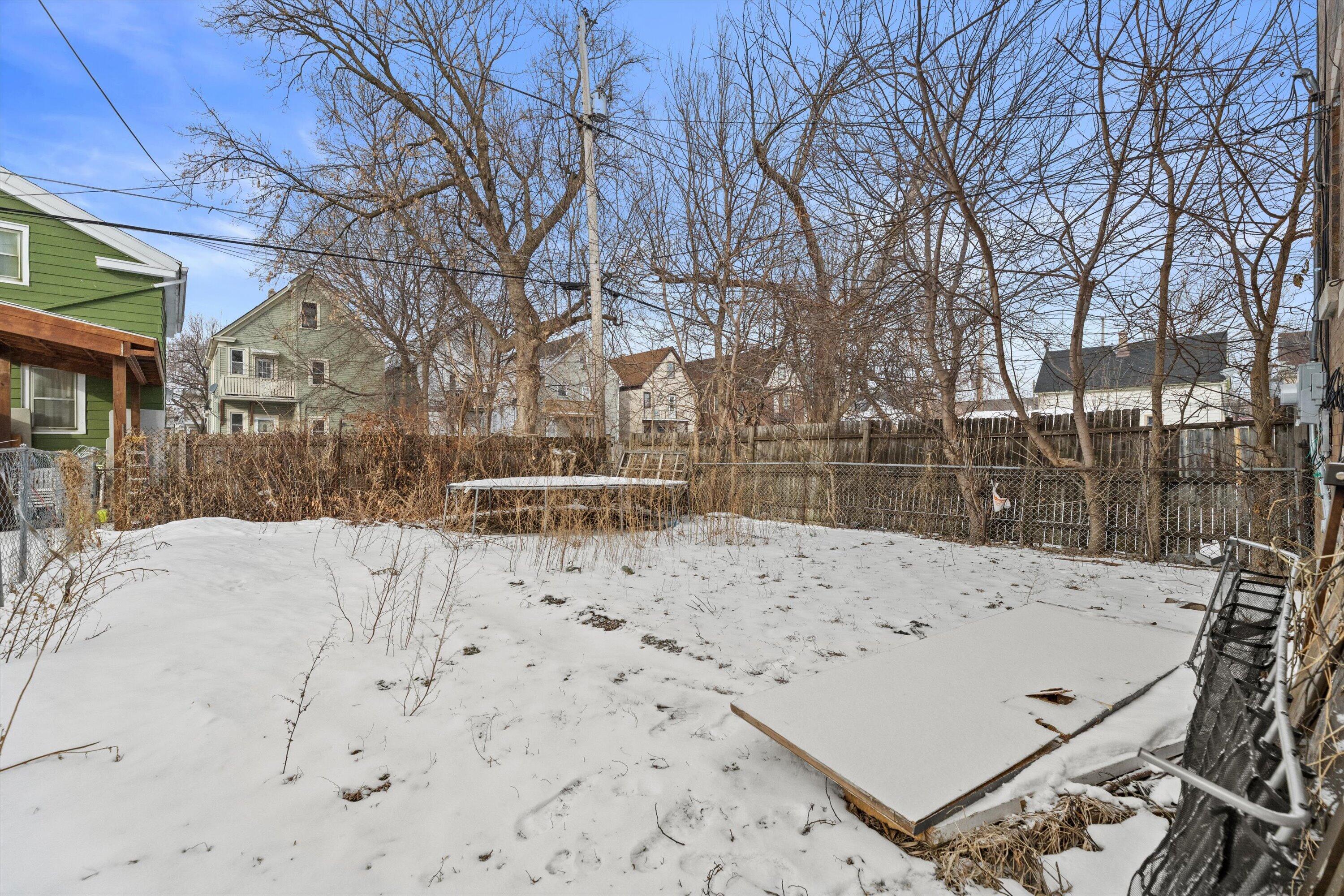 2033 South 16th Street Milwaukee, WI 53204 - Photo 41 of 44 41-IMG_9282