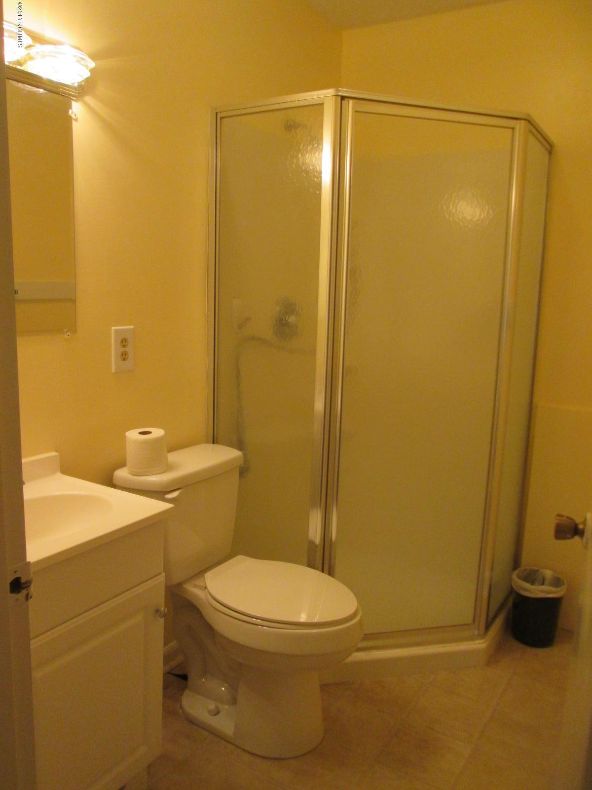719 Fawn Road Ayden, NC 28513 - Photo 23 of 44 Fawn hall bath