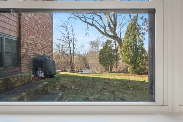 $285,000 | 510 Child Street, Unit 402B, Warren, RI 02885