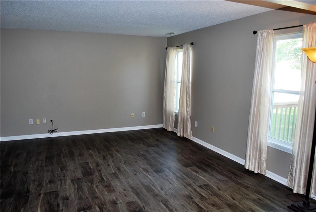 575 Sun Ridge Boulevard Avon, IN 46123 - Photo 5 of 21 Gallery Image 5