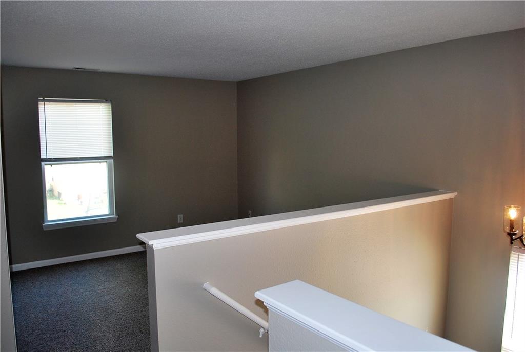 575 Sun Ridge Boulevard Avon, IN 46123 - Photo 9 of 21 Gallery Image 9