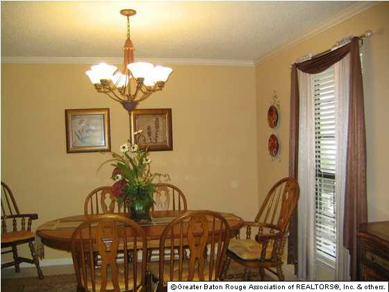 921 Sharp Road Baton Rouge, LA 70815 - Photo 5 of 15