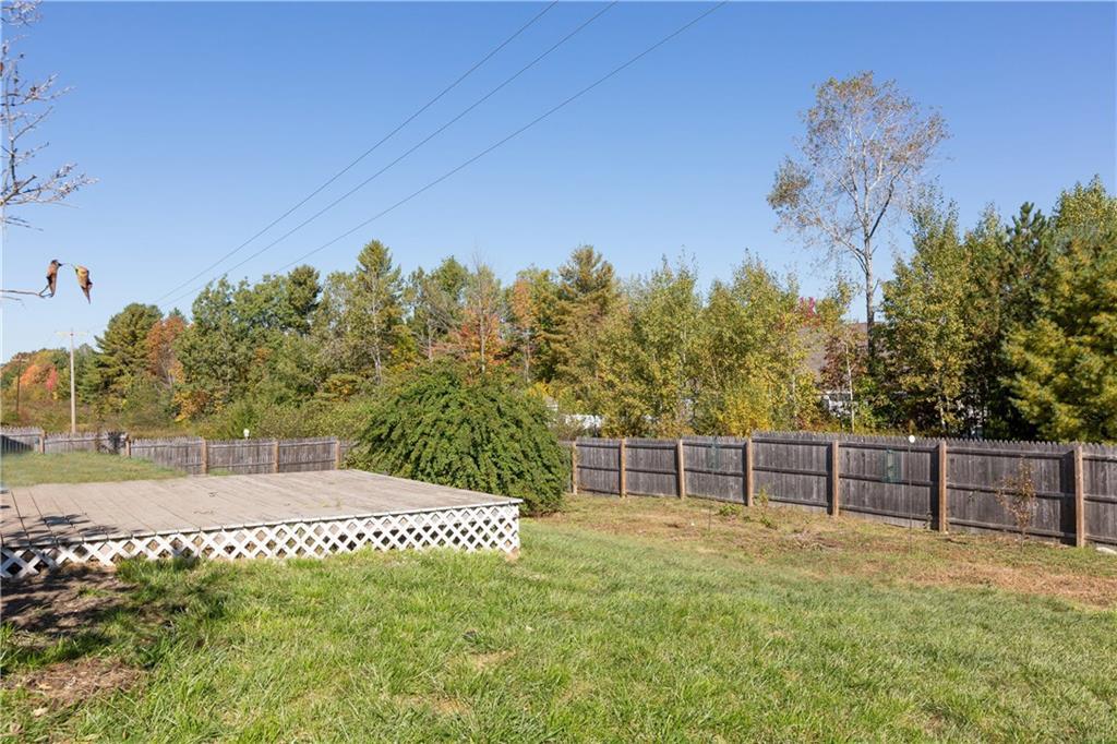 16 Whaleboat Road Portland, ME 04103 - Photo 33 of 35 Large fenced in yard