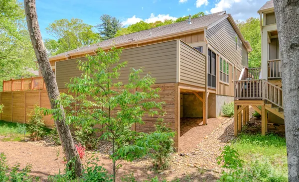 $625,000 | 552 Sweet Birch Park Lane, Black Mountain, NC 28711