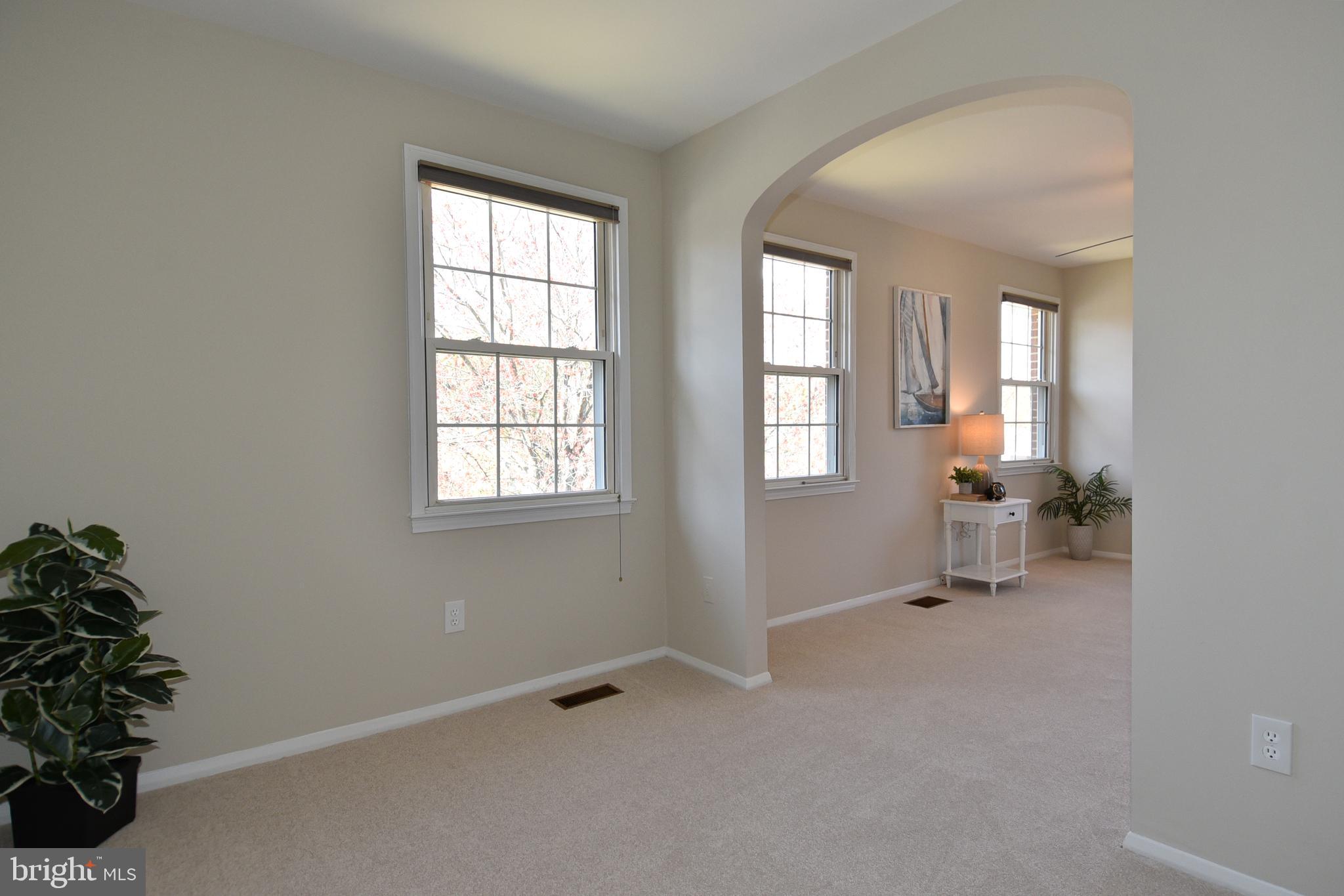 3249 Victor Circle Annandale, VA 22003 - Photo 11 of 33 Primary Bedroom's lounge or office space