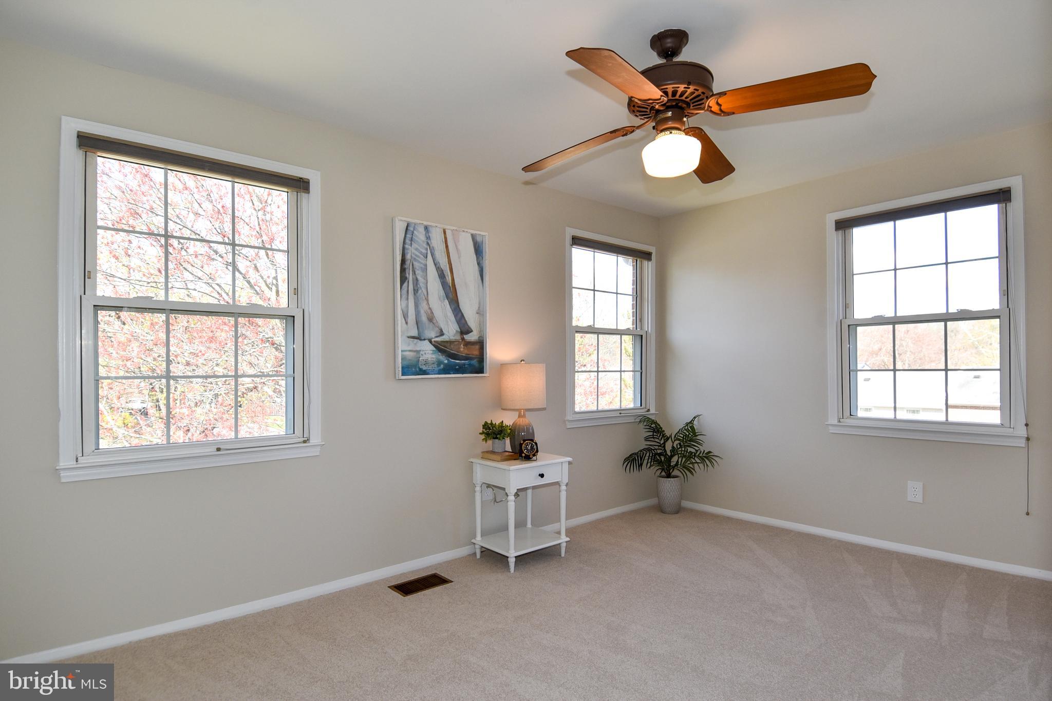 3249 Victor Circle Annandale, VA 22003 - Photo 9 of 33 Primary Bedroom (Southwest Facing)