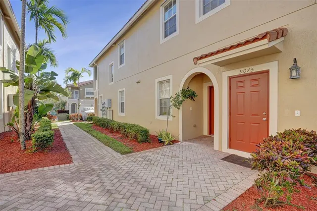 $375,000 | 9075 Plymouth Place, Unit 9075, Tamarac, FL 33321