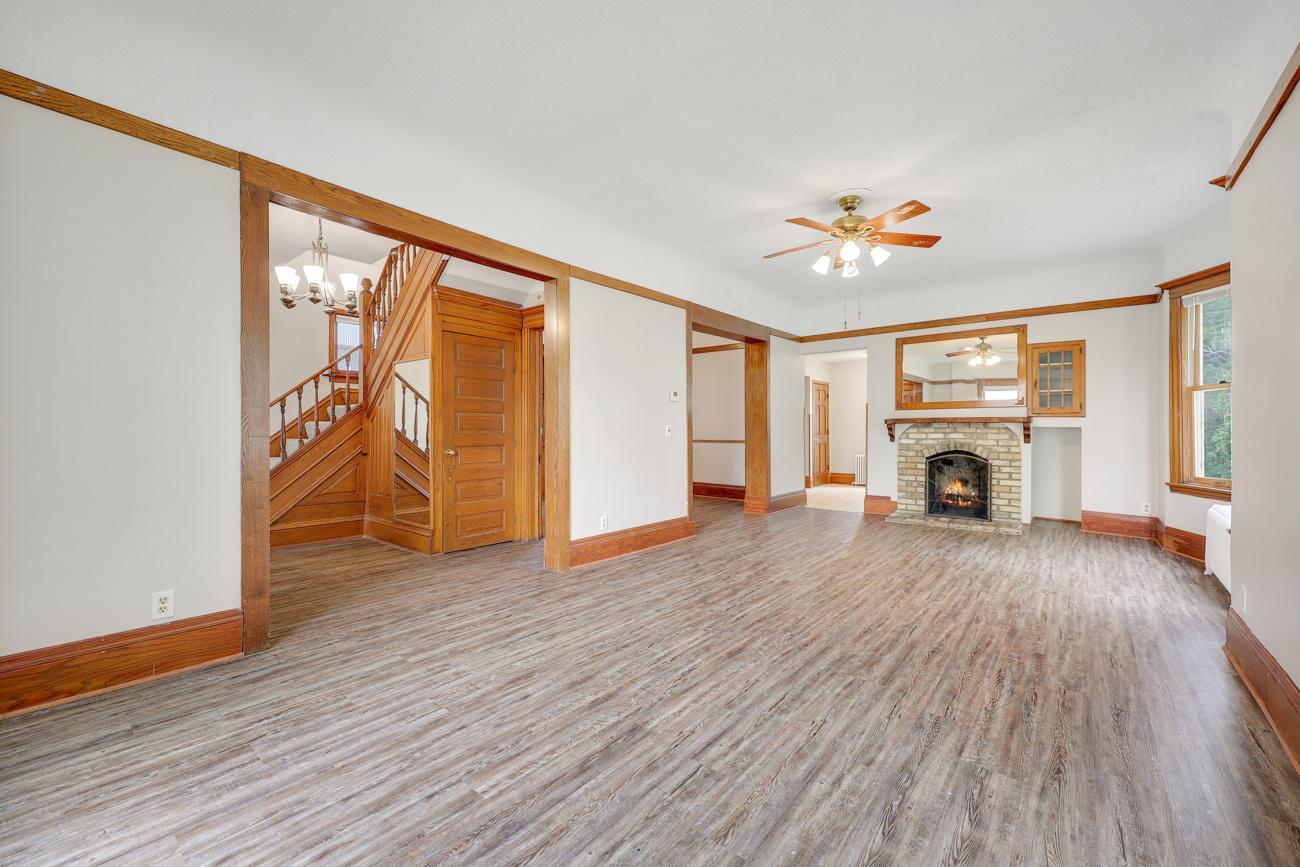 129 West 33rd Street Minneapolis, MN 55408 - Photo 4 of 27