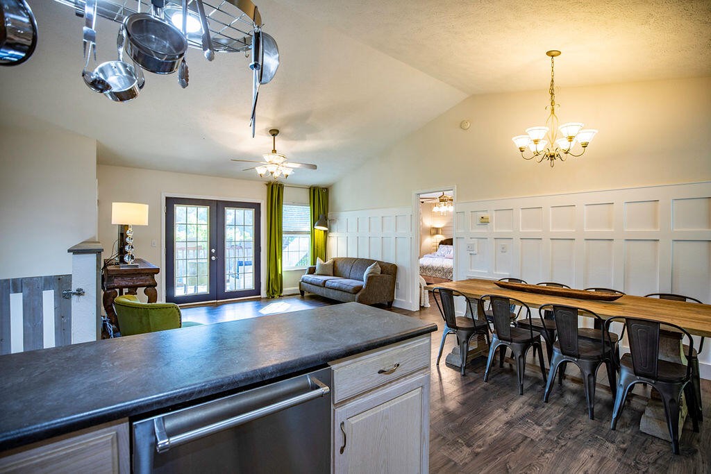 579 Hideaway Ridge Circle Sevierville, TN 37862 - Photo 9 of 36 Gallery Image 9