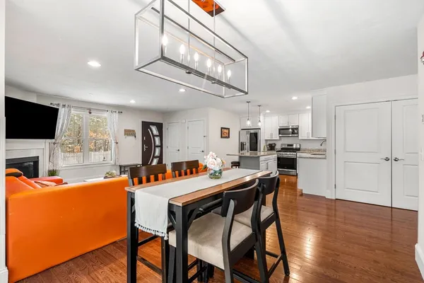 $669,900 | 1 Roseland Street, Unit B14, Foxboro, MA 02035