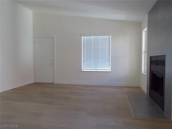 $1,495 | 5040 Spencer Street, Unit D, Las Vegas, NV 89119