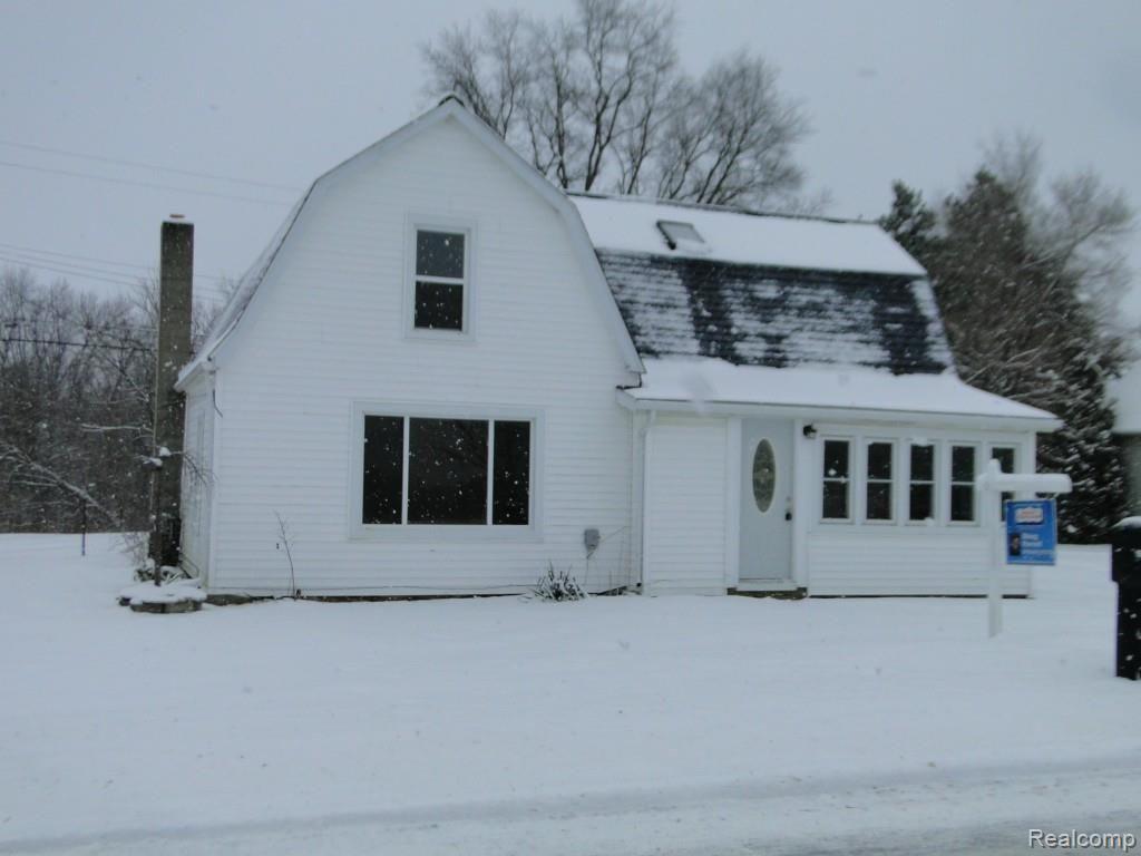 1064 Angle Road Lapeer, MI 48446 - Photo 2 of 28 Front
