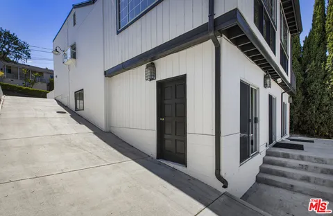 $1,050,000 | 4013 Division Street, Los Angeles, CA 90065