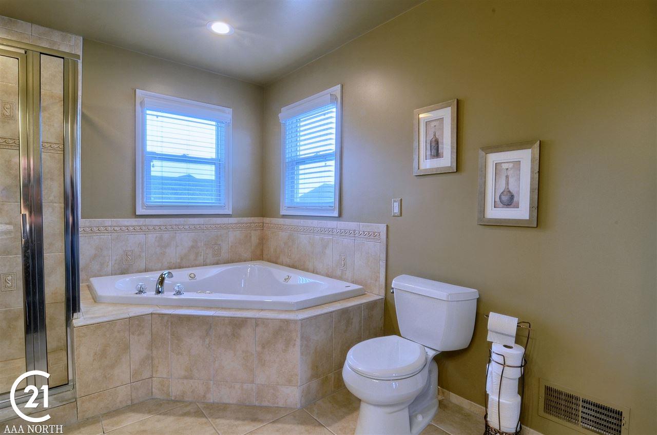 50289 Nesting Ridge Drive Macomb, MI 48044 - Photo 17 of 32