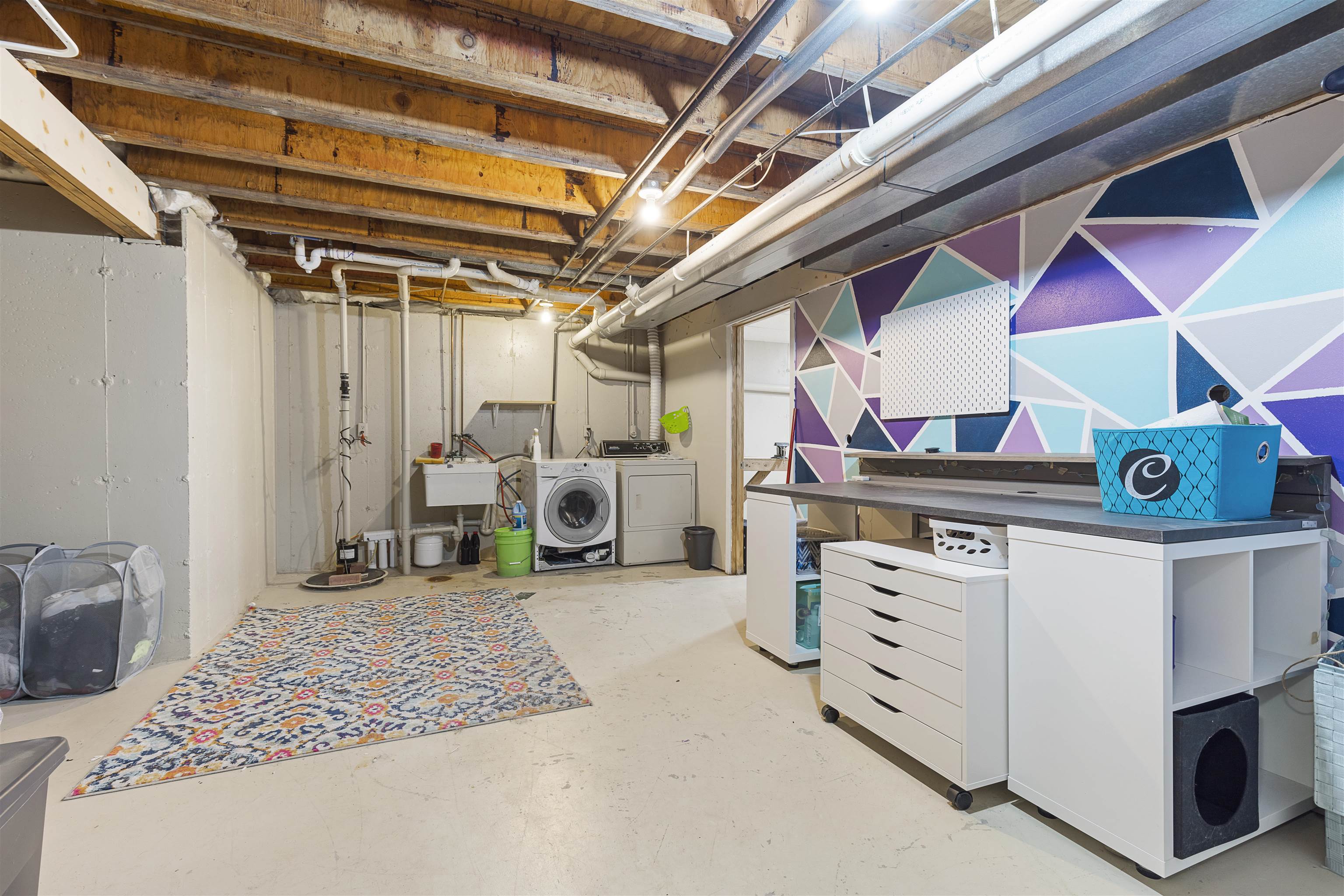 4031 Fairfax Road Roscoe, IL 61073 - Photo 15 of 23 a utility room with dryer and washer